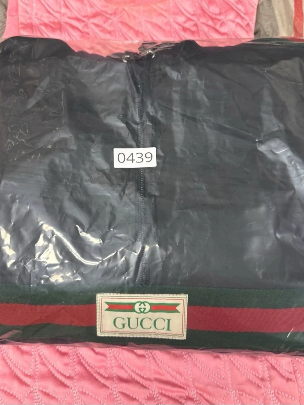 Gucci pre owned